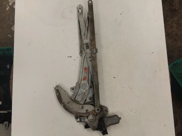 bontott SUZUKI SX4 Jobb első Ablakemelő Szerkezet (Elektromos)