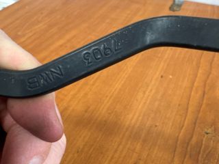 bontott SUZUKI SX4 Jobb első Ablaktörlő Kar