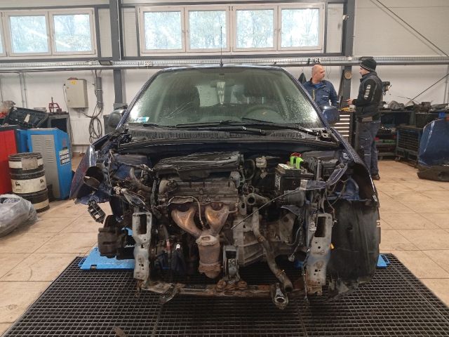 bontott SUZUKI SX4 Jobb első Ablaktörlő Kar