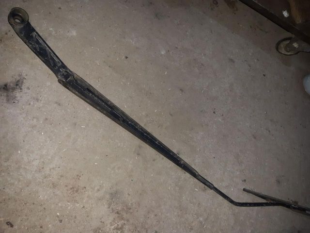 bontott SUZUKI SX4 Jobb első Ablaktörlő Kar