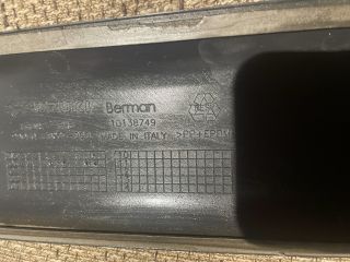 bontott SUZUKI SX4 Jobb első Ajtó Díszléc