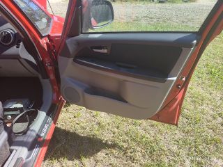 bontott SUZUKI SX4 Jobb első Ajtó Kárpit