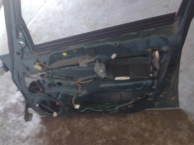 bontott SUZUKI SX4 Jobb első Ajtó (Üres lemez)