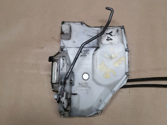 bontott SUZUKI SX4 Jobb első Ajtózár Motor