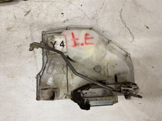 bontott SUZUKI SX4 Jobb első Ajtózár