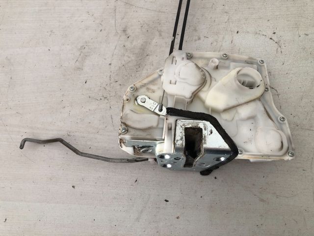 bontott SUZUKI SX4 Jobb első Ajtózár