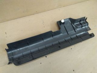 bontott SUZUKI SX4 Jobb első Belső Küszöb Burkolat