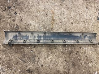 bontott SUZUKI SX4 Jobb első Belső Küszöb Burkolat