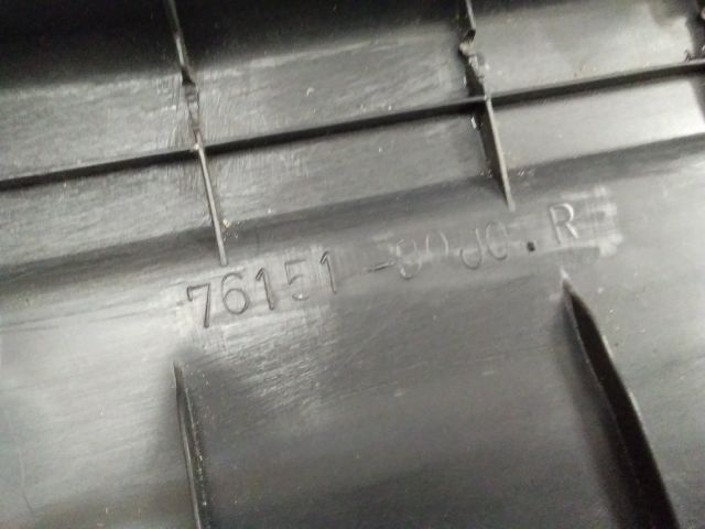 bontott SUZUKI SX4 Jobb első Belső Küszöb Burkolat