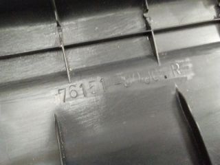 bontott SUZUKI SX4 Jobb első Belső Küszöb Burkolat