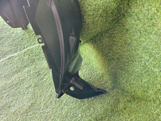 bontott SUZUKI SX4 Jobb első Dobbetét (Kerékjárati, Műanyag)