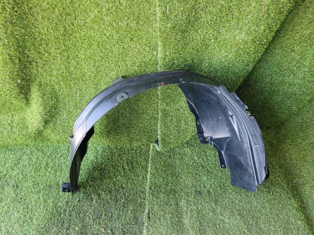 bontott SUZUKI SX4 Jobb első Dobbetét (Kerékjárati, Műanyag)