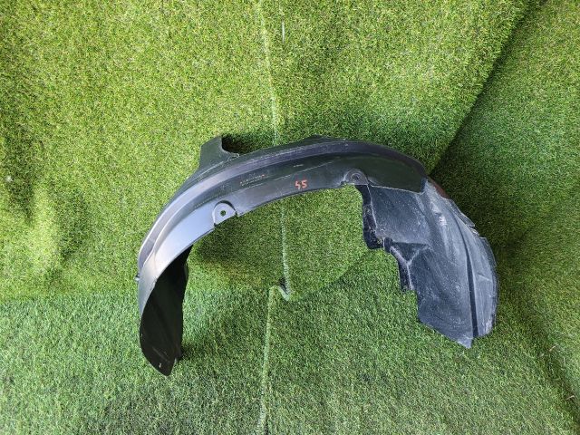 bontott SUZUKI SX4 Jobb első Dobbetét (Kerékjárati, Műanyag)