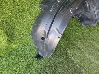 bontott SUZUKI SX4 Jobb első Dobbetét (Kerékjárati, Műanyag)