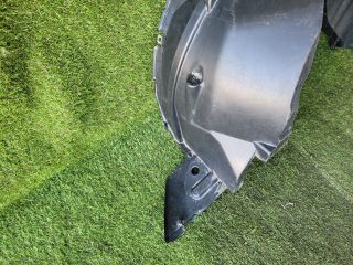 bontott SUZUKI SX4 Jobb első Dobbetét (Kerékjárati, Műanyag)