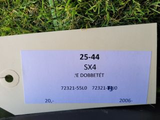 bontott SUZUKI SX4 Jobb első Dobbetét (Kerékjárati, Műanyag)