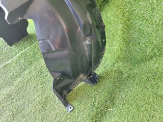 bontott SUZUKI SX4 Jobb első Dobbetét (Kerékjárati, Műanyag)