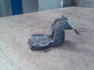 bontott SUZUKI SX4 Jobb első Felső Zsanér