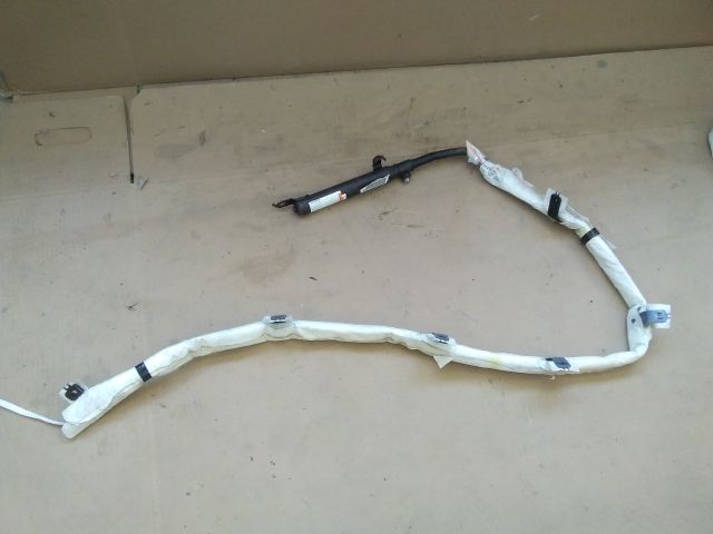 bontott SUZUKI SX4 Jobb első Függöny Légzsák