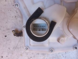 bontott SUZUKI SX4 Jobb első Központizár Motor