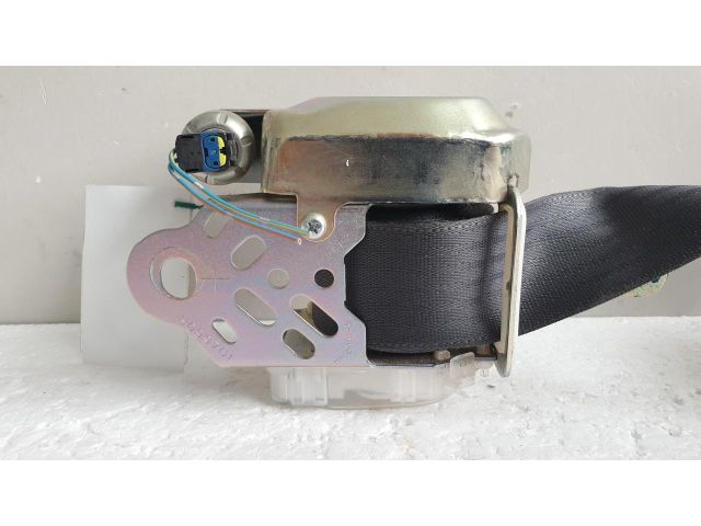 bontott SUZUKI SX4 Jobb első Övfeszítő