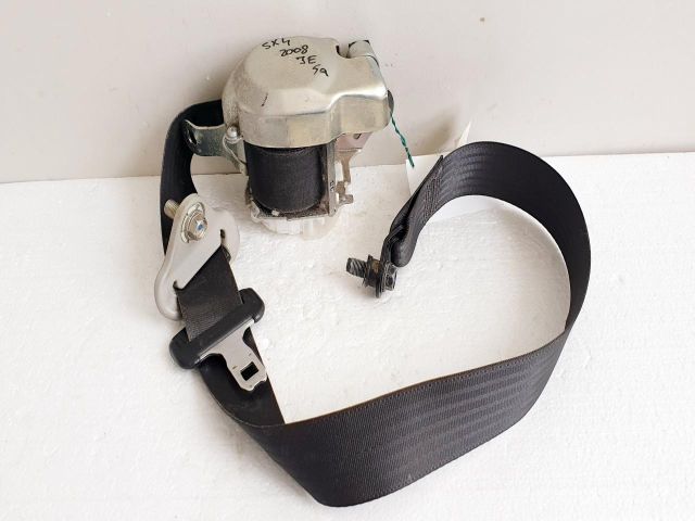 bontott SUZUKI SX4 Jobb első Övfeszítő