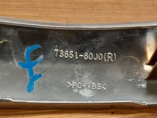 bontott SUZUKI SX4 Jobb Fényszóró Bajusz Díszléc