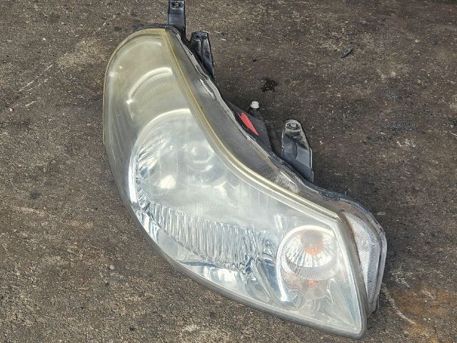 bontott SUZUKI SX4 Jobb Fényszóró