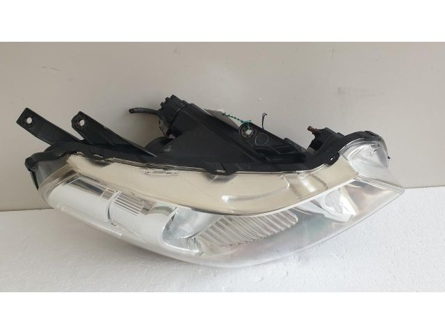 bontott SUZUKI SX4 Jobb Fényszóró