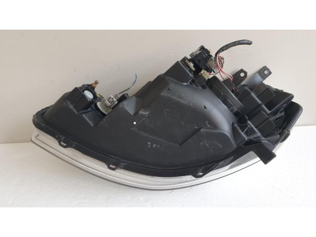 bontott SUZUKI SX4 Jobb Fényszóró