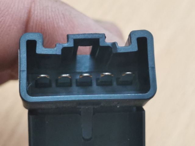 bontott SUZUKI SX4 Jobb hátsó Ablakemelő Kapcsoló