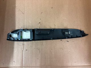 bontott SUZUKI SX4 Jobb hátsó Ablakemelő Kapcsoló