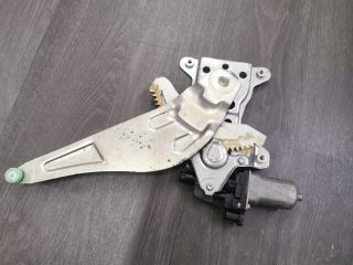 bontott SUZUKI SX4 Jobb hátsó Ablakemelő Motor