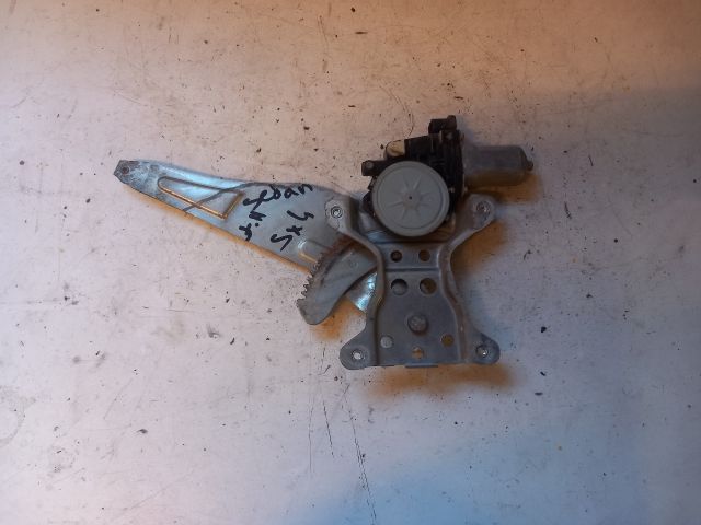 bontott SUZUKI SX4 Jobb hátsó Ablakemelő Motor