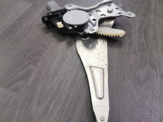 bontott SUZUKI SX4 Jobb hátsó Ablakemelő Motor