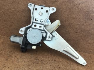 bontott SUZUKI SX4 Jobb hátsó Ablakemelő Szerkezet (Elektromos)