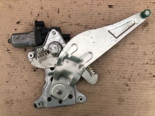 bontott SUZUKI SX4 Jobb hátsó Ablakemelő Szerkezet (Elektromos)