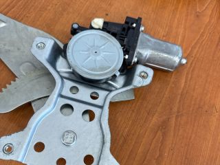 bontott SUZUKI SX4 Jobb hátsó Ablakemelő Szerkezet (Elektromos)