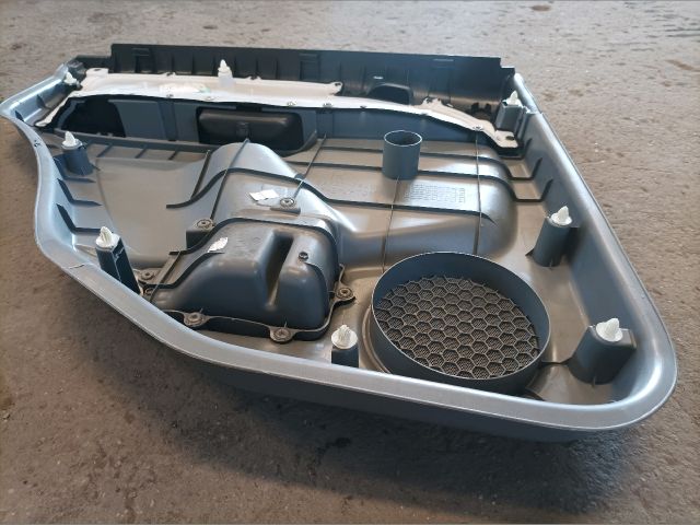 bontott SUZUKI SX4 Jobb hátsó Ajtó Kárpit