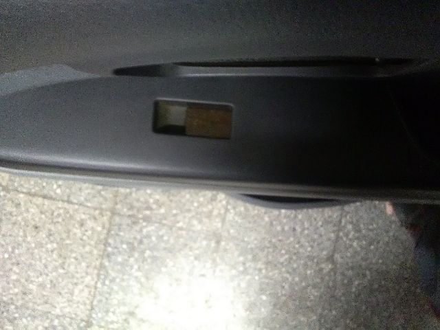 bontott SUZUKI SX4 Jobb hátsó Ajtó Kárpit