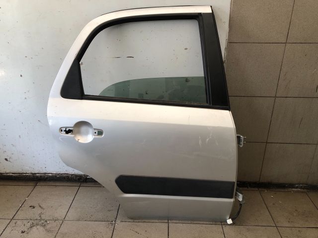 bontott SUZUKI SX4 Jobb hátsó Ajtó (Üres lemez)