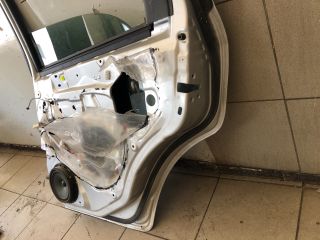 bontott SUZUKI SX4 Jobb hátsó Ajtó (Üres lemez)