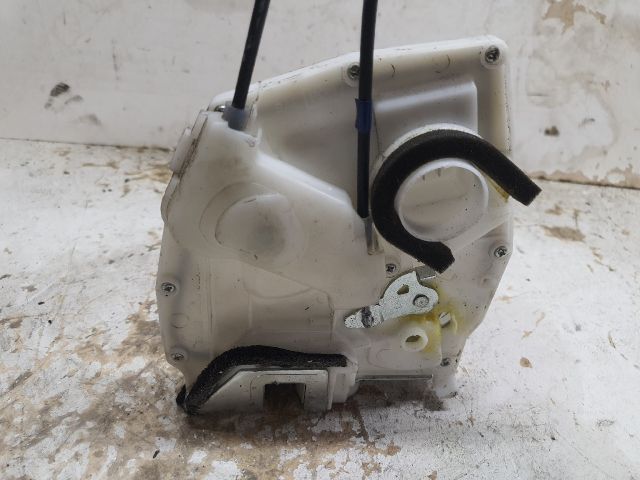 bontott SUZUKI SX4 Jobb hátsó Ajtózár