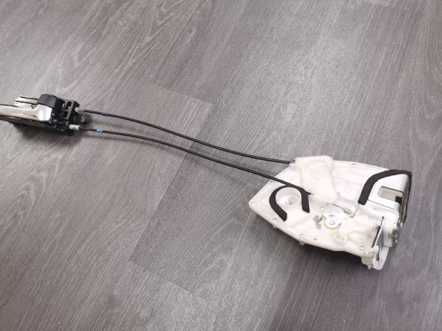 bontott SUZUKI SX4 Jobb hátsó Ajtózár