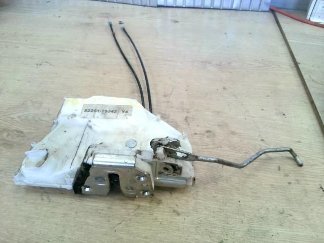 bontott SUZUKI SX4 Jobb hátsó Ajtózár