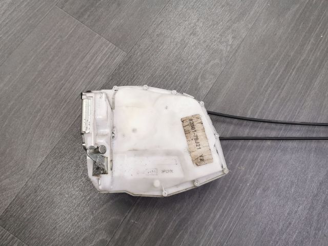 bontott SUZUKI SX4 Jobb hátsó Ajtózár