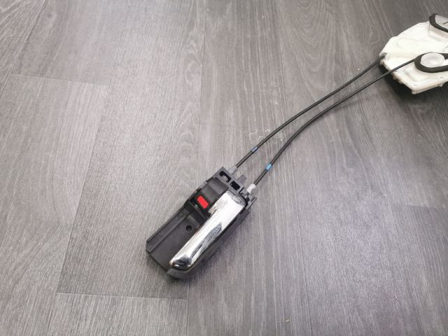 bontott SUZUKI SX4 Jobb hátsó Ajtózár