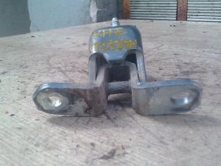 bontott SUZUKI SX4 Jobb hátsó Alsó Zsanér