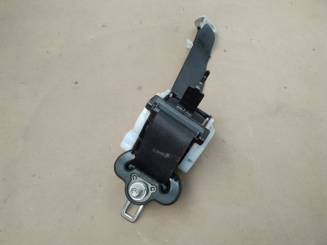 bontott SUZUKI SX4 Jobb hátsó Biztonsági Öv Csat