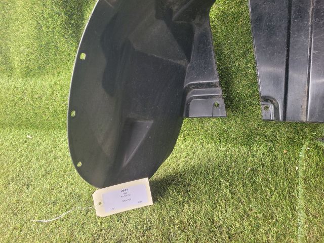 bontott SUZUKI SX4 Jobb hátsó Dobbetét (Kerékjárati, Műanyag)